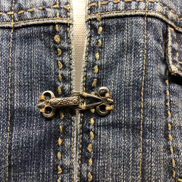 Elie Tahari Jean jacket - Picture 5 of 8